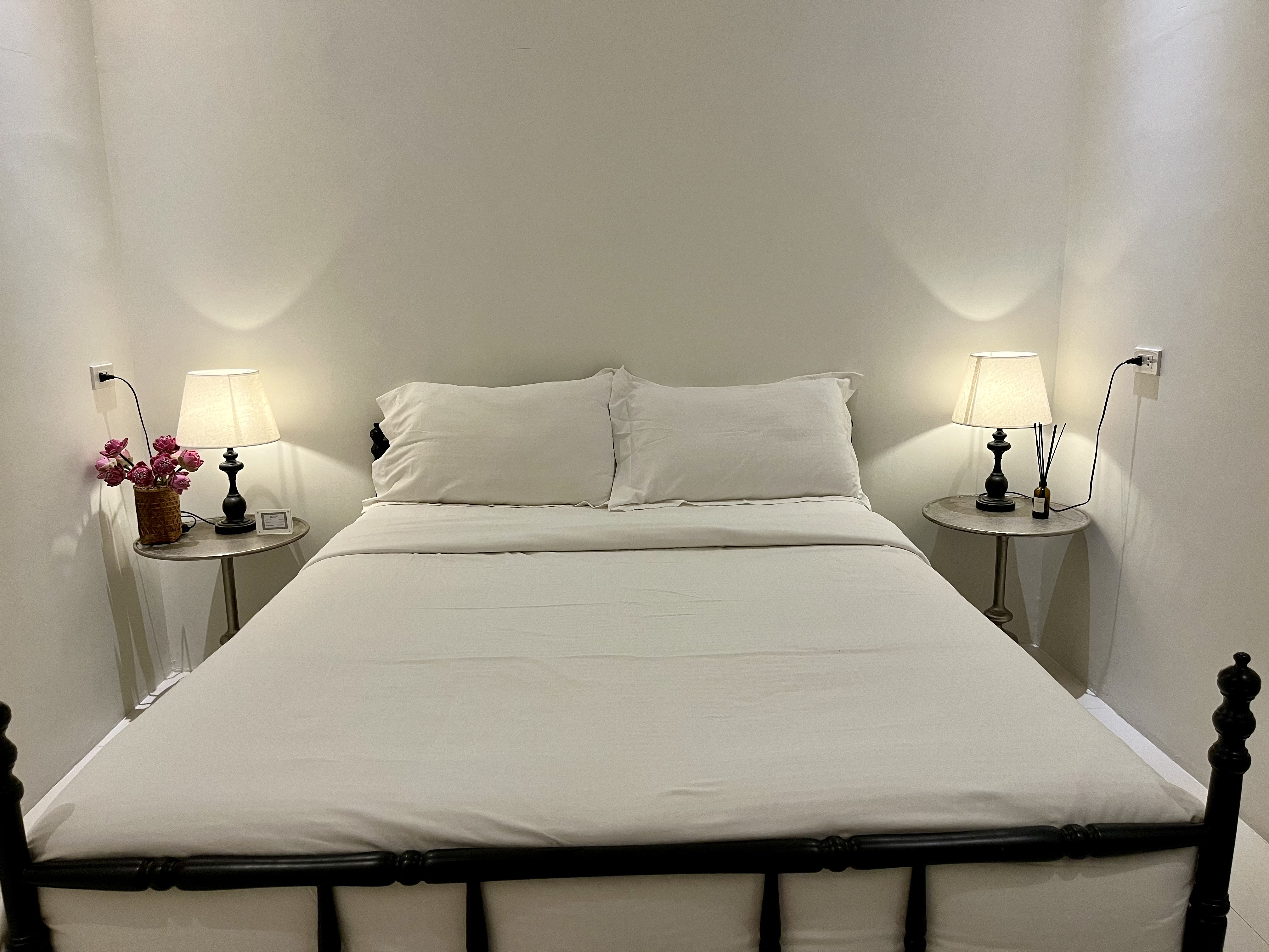 Wat Palad Room